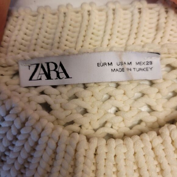 Zara The Bucket List Cream Loose Knot Boxy Sweater Women's Size Medium - Picture 8 of 9